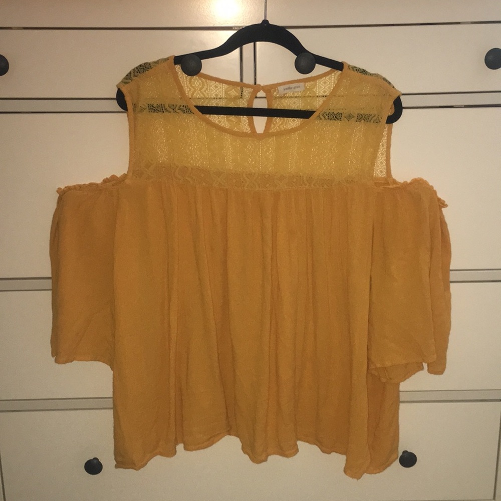 Jennifer & Grace Peak a Boo Mustard Yellow Blouse - Picture 1 of 4